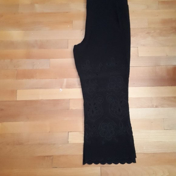 NWOT Black Broderie Style  Cutout Pants XL - Picture 1 of 4